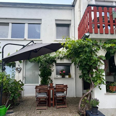 Apartment Am Rotweinwanderweg Bad Neuenahr-Ahrweiler Exterior foto